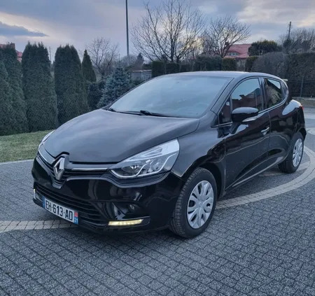 samochody osobowe Renault Clio cena 36000 przebieg: 107000, rok produkcji 2018 z Jarosław